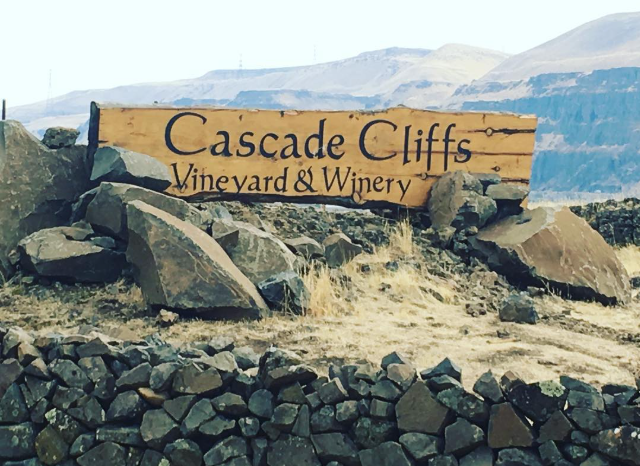 Cascade Cliffs Vineyard and Winery( Wishram, WA)