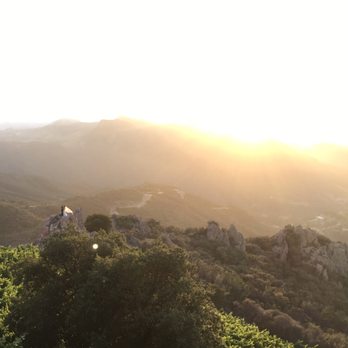 Malibu Rocky Oaks Estate Vineyards