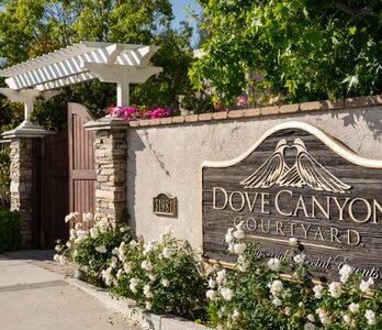 Dove Canyon Courtyard