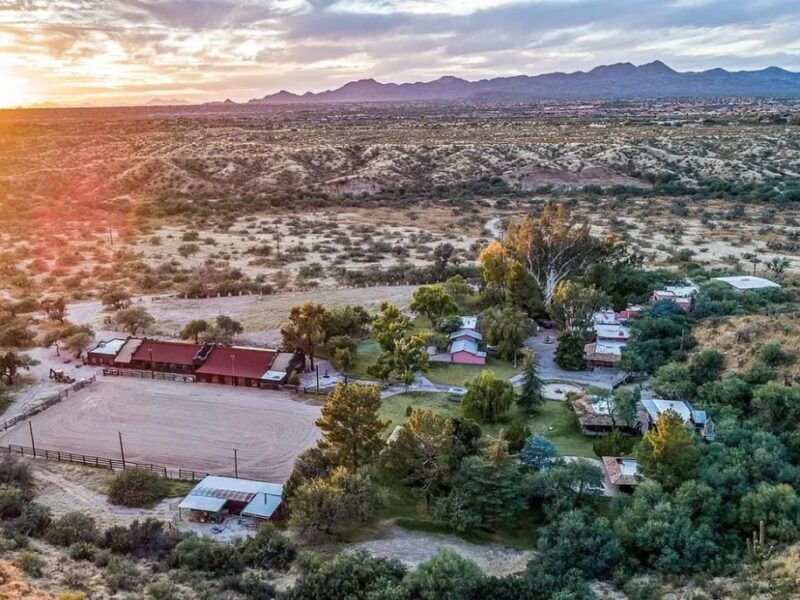 Rancho De Los Cerros