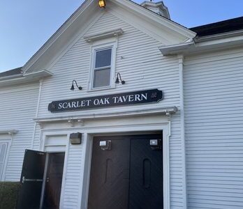 Scarlet Oak Tavern