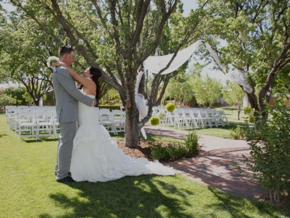 The Grove - Las Vegas Weddings at The Grove