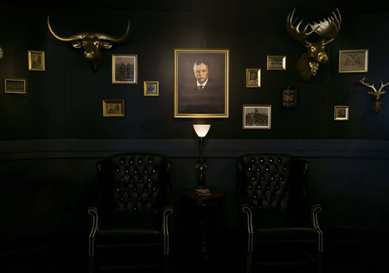 Executive Order Bar and Lounge