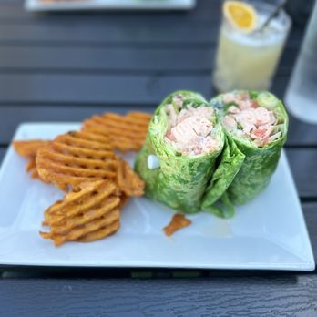 Par3 Sports Bar & Grill