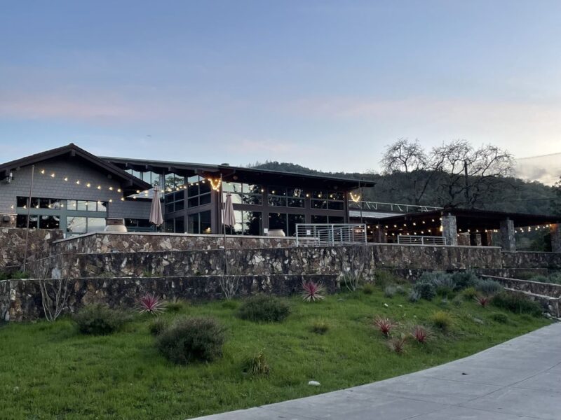 Iron & Vine Restaurant Bar & Events