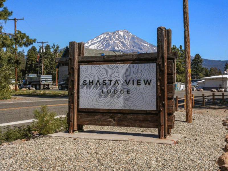 Shasta View Lodge