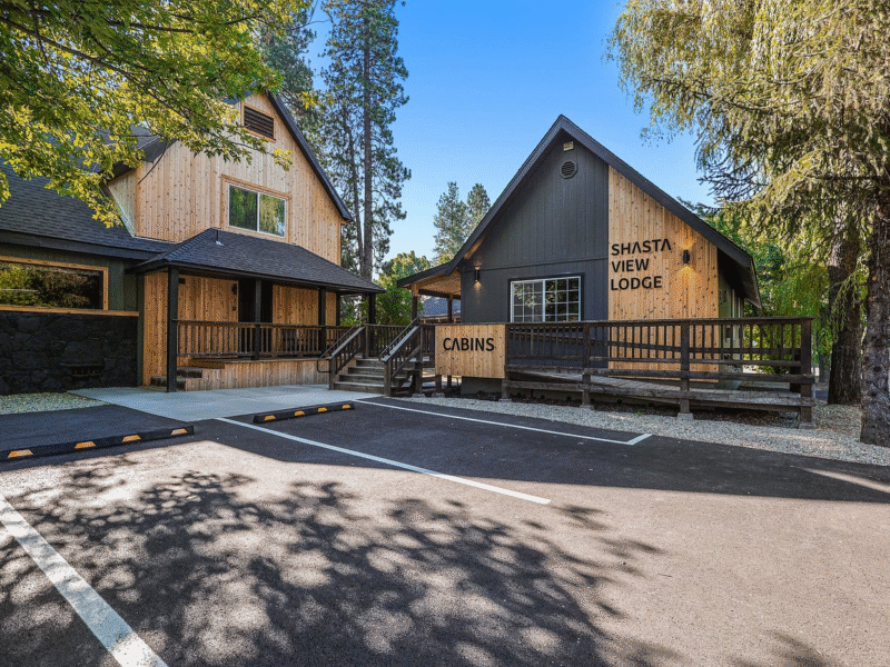 Shasta View Lodge
