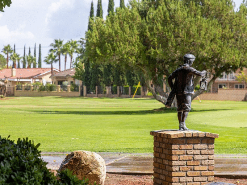 Antelope Valley Country Club