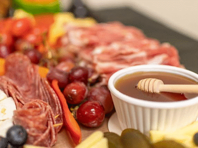 Cheesemosa Charcuterie