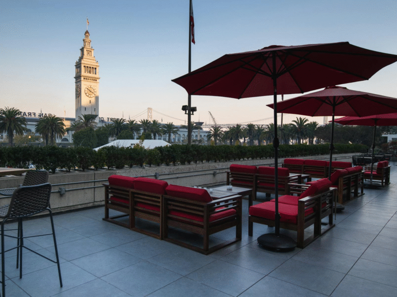 Harborview Restaurant & Bar