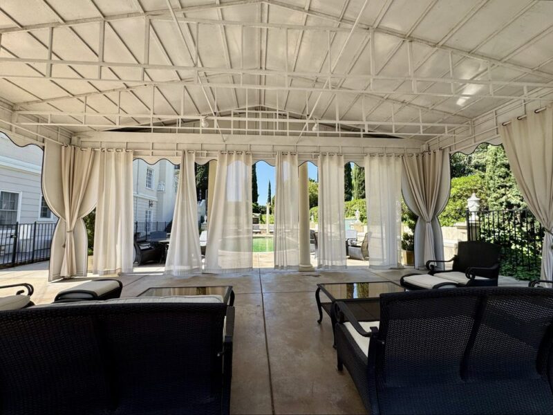 Grand Island Mansion