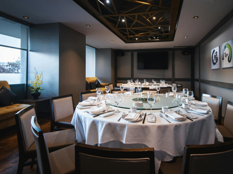 Harborview Restaurant & Bar