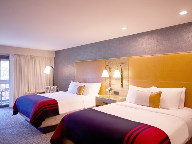 The Riverhouse on the Deschutes