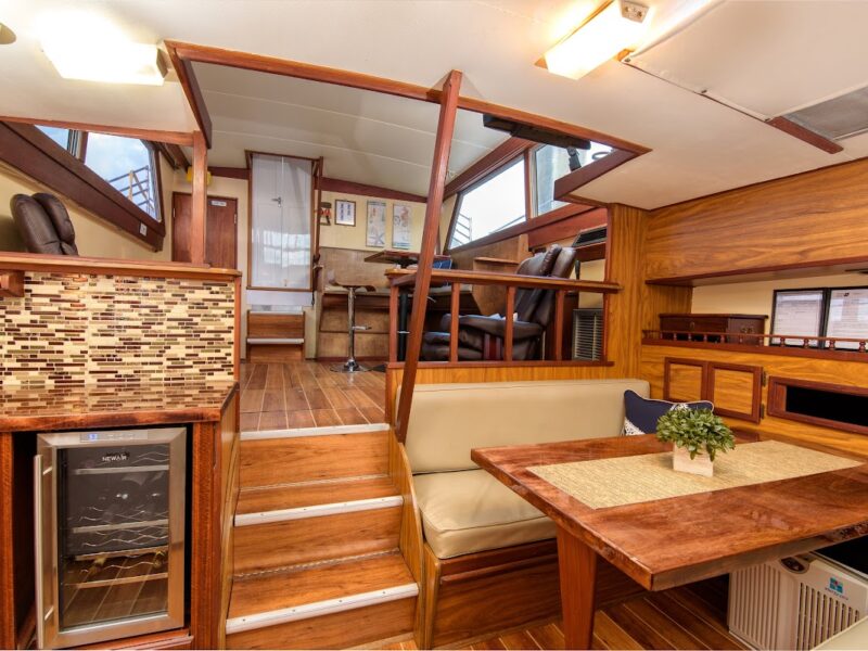 Tampa Bay Yacht Charter