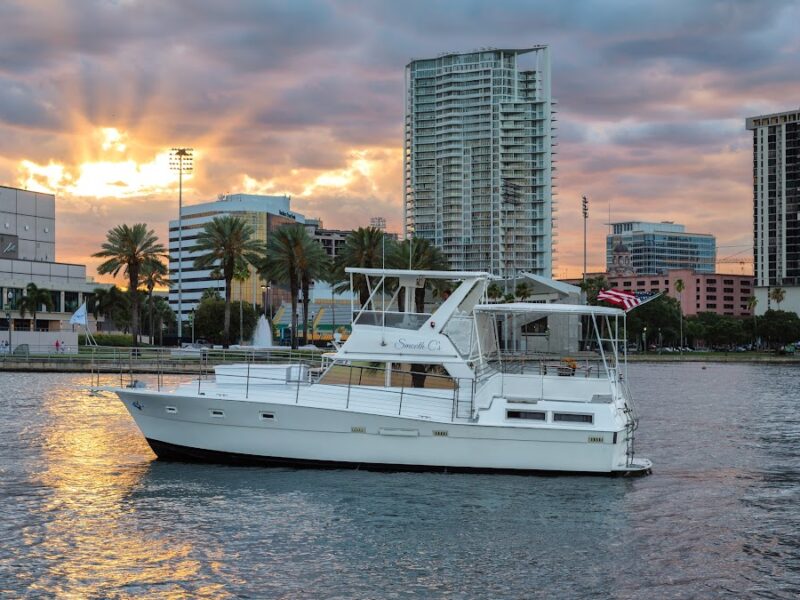 Tampa Bay Yacht Charter