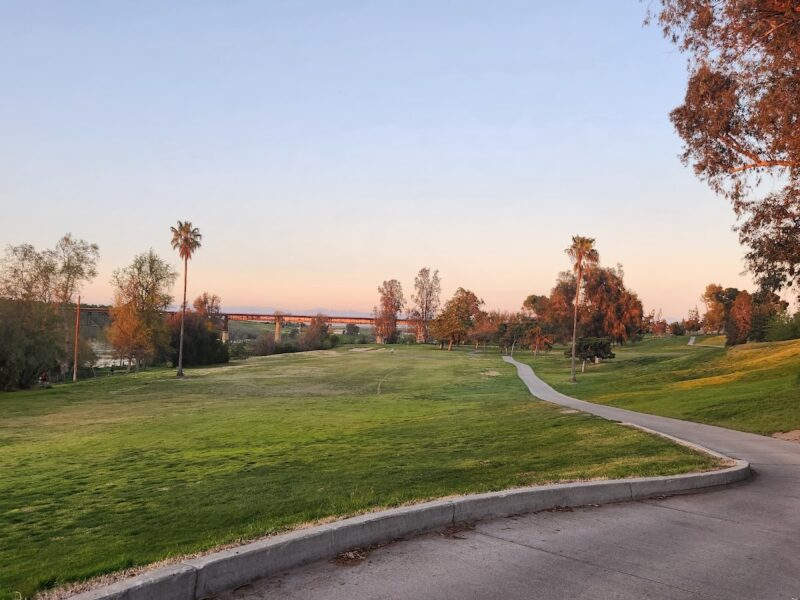 Riverside Golf Club
