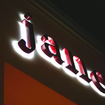 Jane At The Marketplace