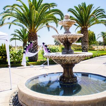 Vista Del Lago Estate