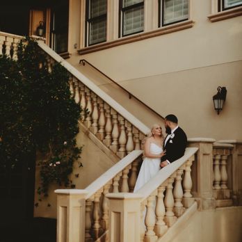 Vista Del Lago Estate