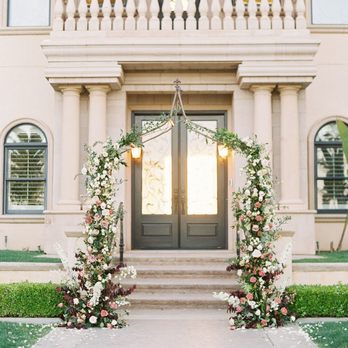 Vista Del Lago Estate