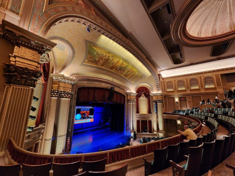 Hawaii Theatre Center