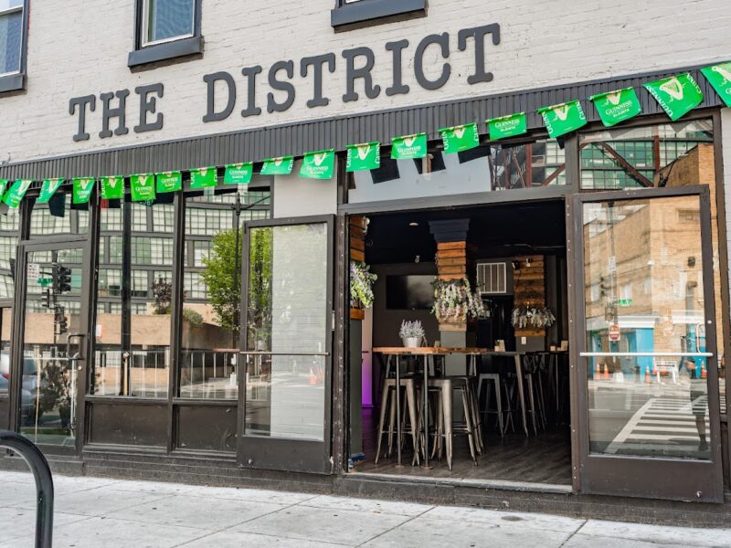 The District Lounge