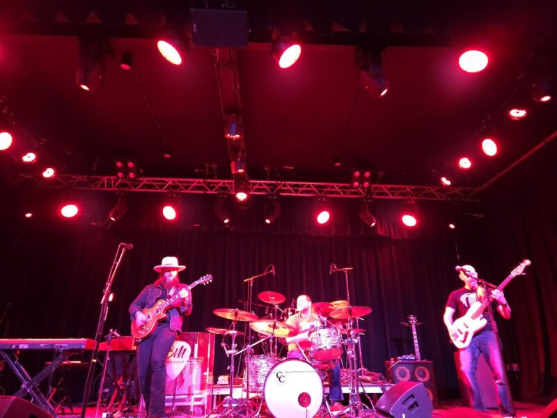 The Waiting Room Lounge