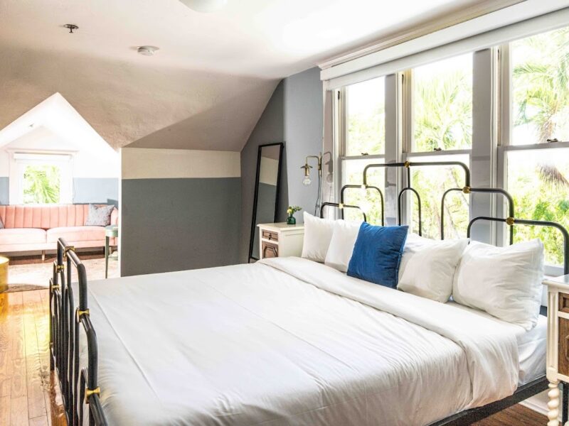 The Miami River Room