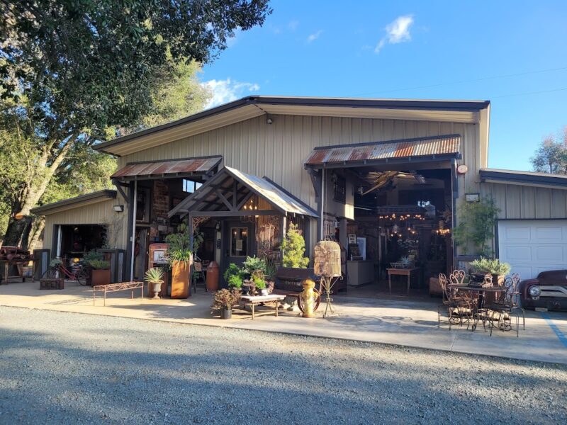 The Vintage Barn