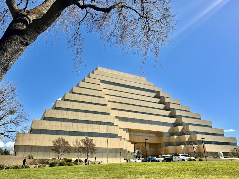 The Ziggurat