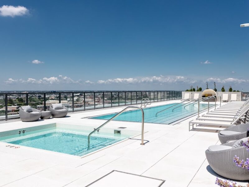 The Lincoln Park Studio