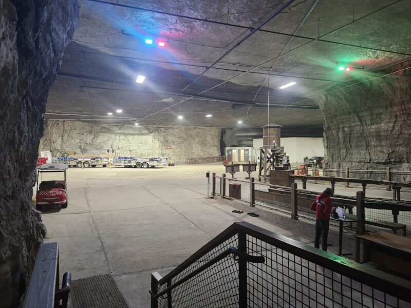 Louisville Mega Cavern