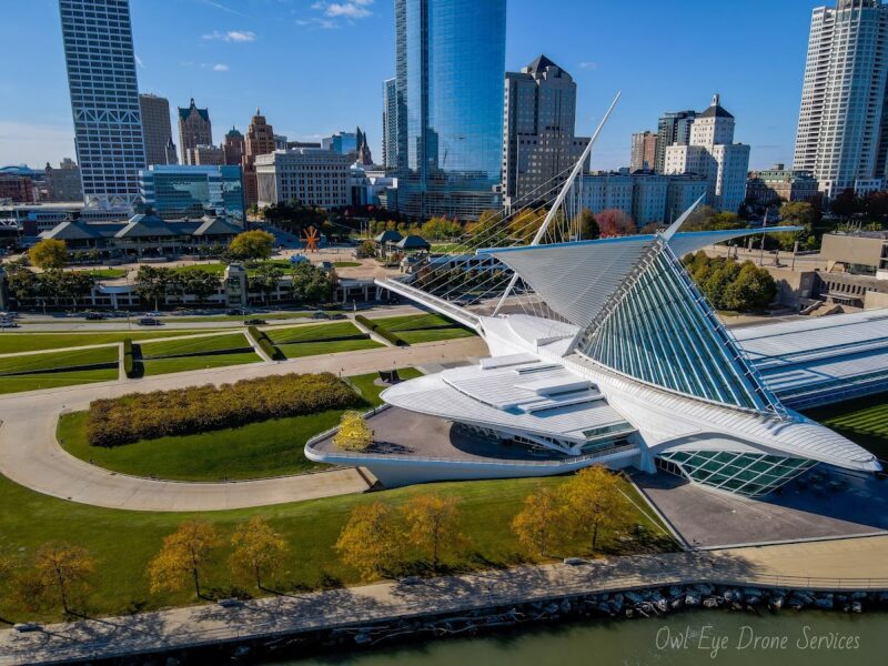 The Milwaukee Art Museum