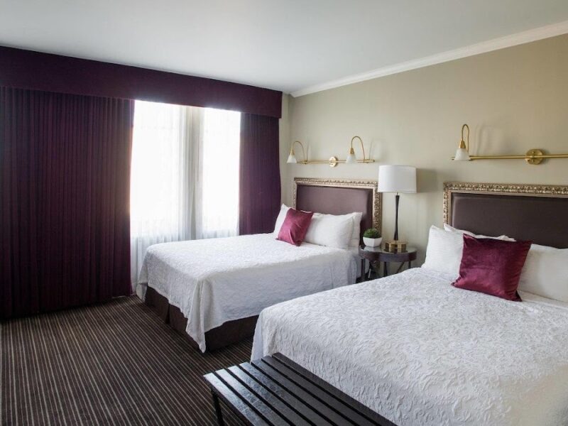 The Magnolia Hotel Houston