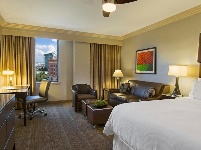 The Westin Houston Downtown