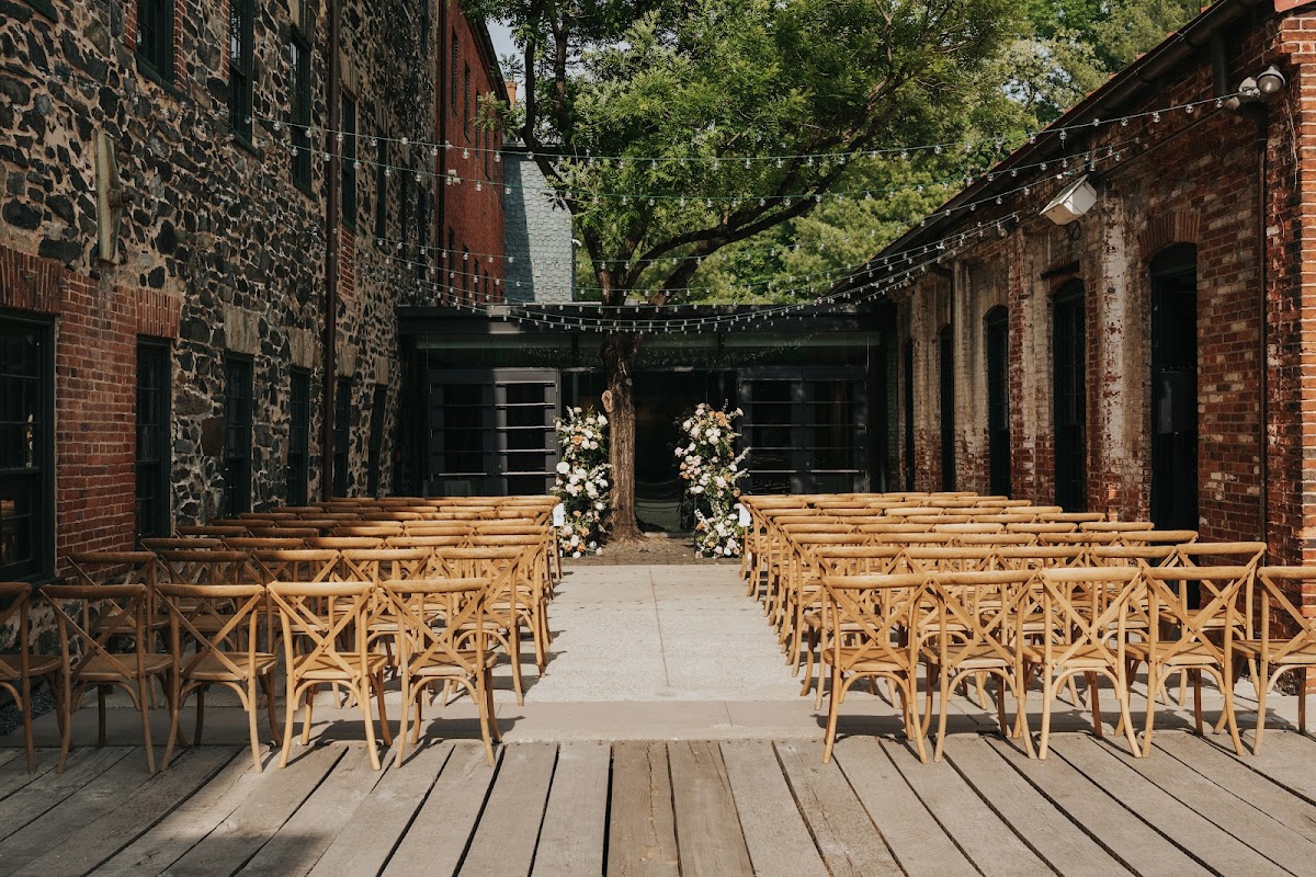 The Mount Washington Mill Dye House