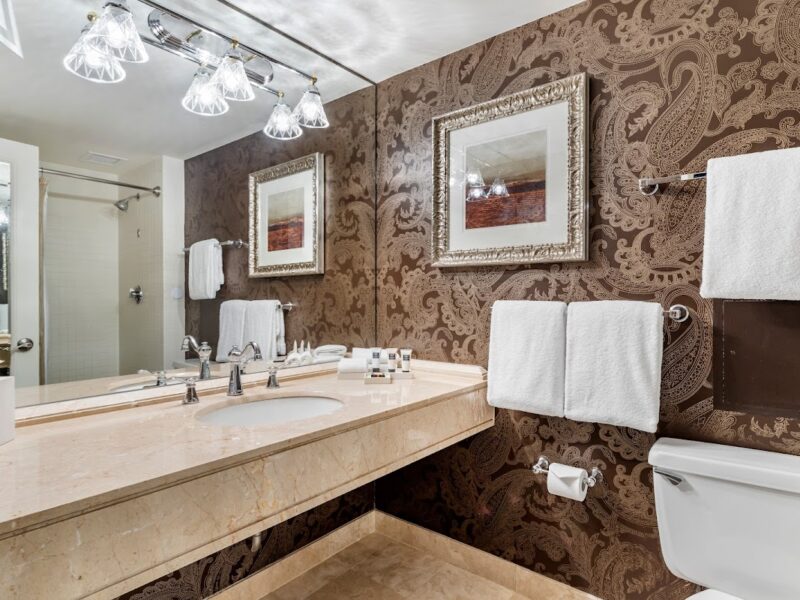 The Omni Houston Hotel