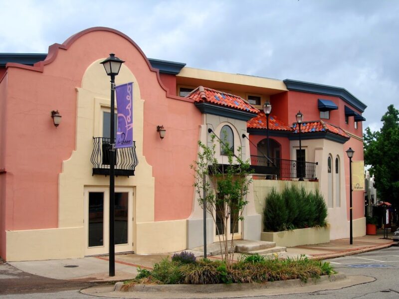 The Paseo Arts District Gallery