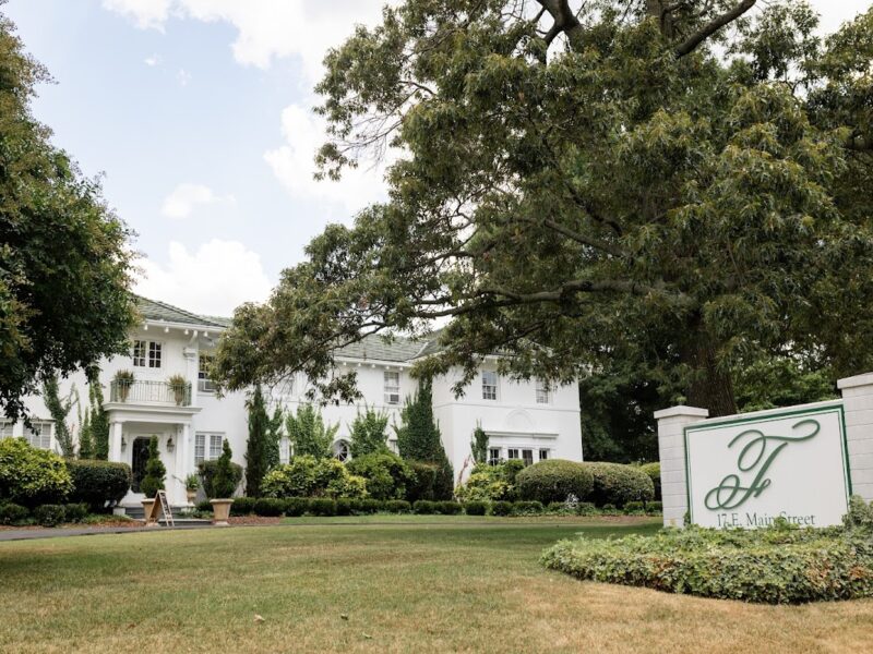 The Pavilion at Lakeview