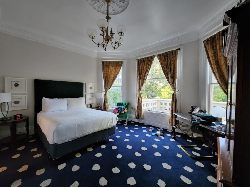 The Sterling Hotel
