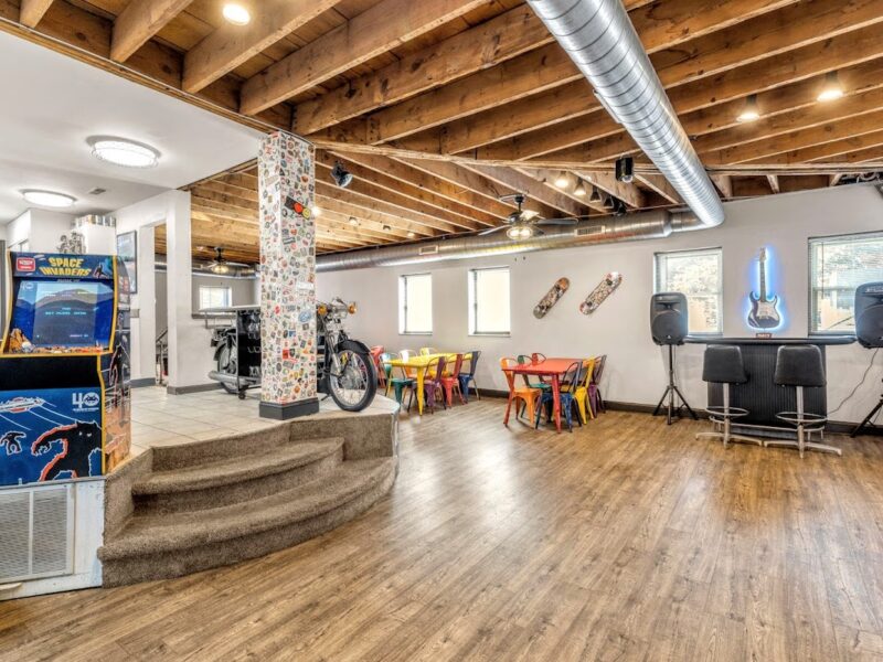 The Loft at 123