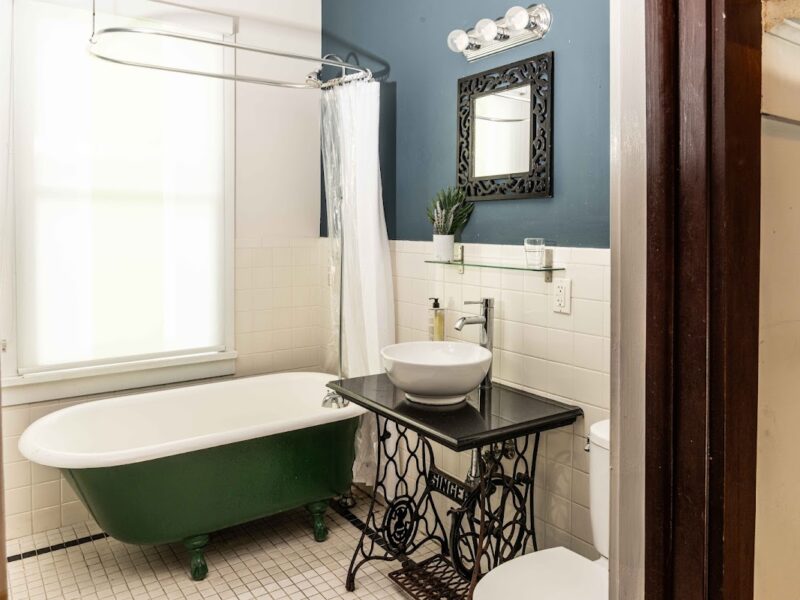 The Miami River Room