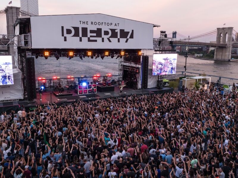 The Rooftop at Pier 17