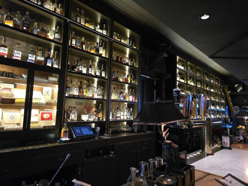 The Vista Lounge