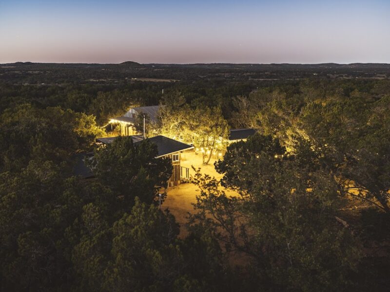 The Hill Country Retreat