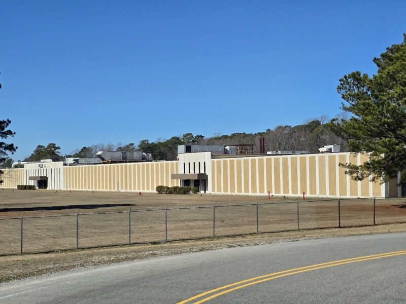 The Warehouse at 400