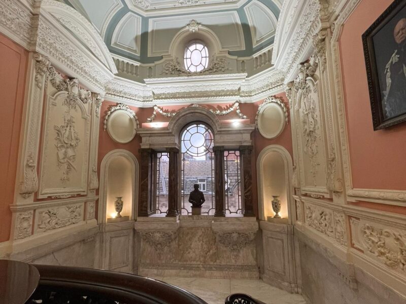 Dartmouth House