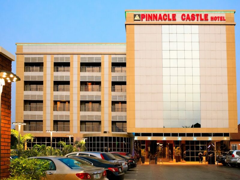 Pinnacle Castle Hotel Asaba