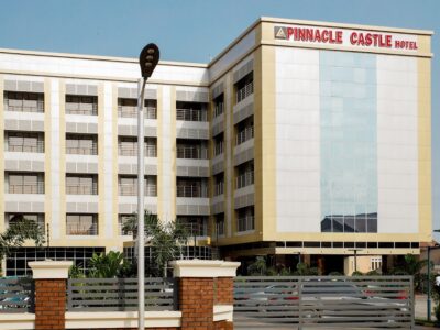 Pinnacle Castle Hotel Asaba