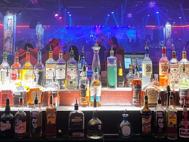 Thirsty Horse Dance Hall & Saloon